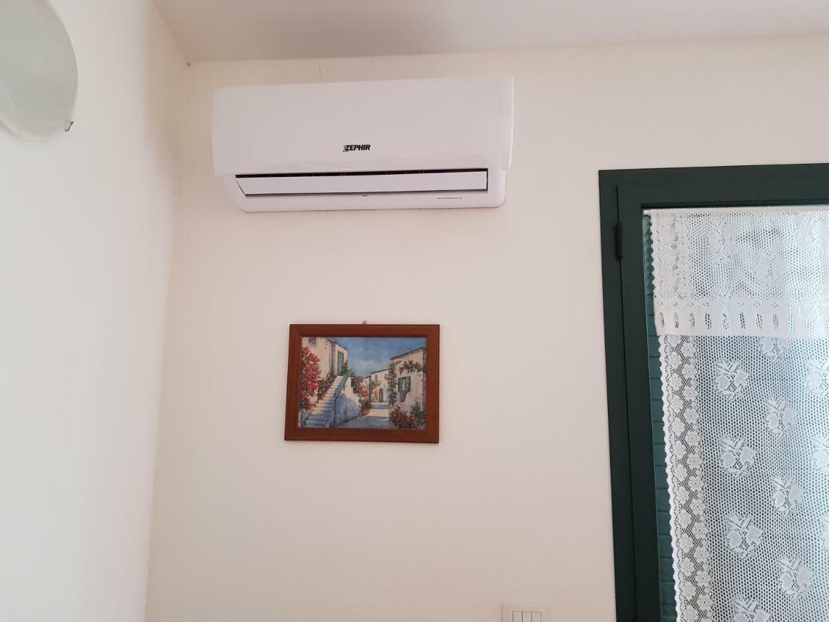 Borgo Lu Canali Da Gavino Badesi Exterior foto